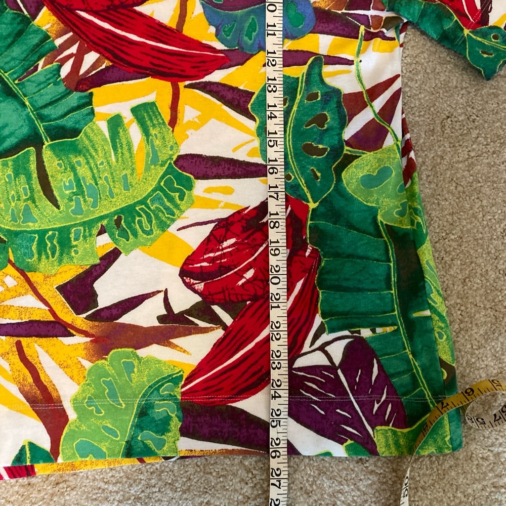 Chicos Tropical v neck stretch tee. Super comfy. Good condition. Size 2/Lg - Picture 5 of 6